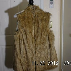 Adrienne Landau Luxury Faux Fur Jacket Vest. Brown